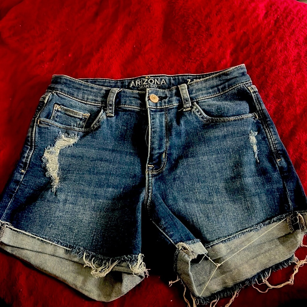 Size 7 shorts